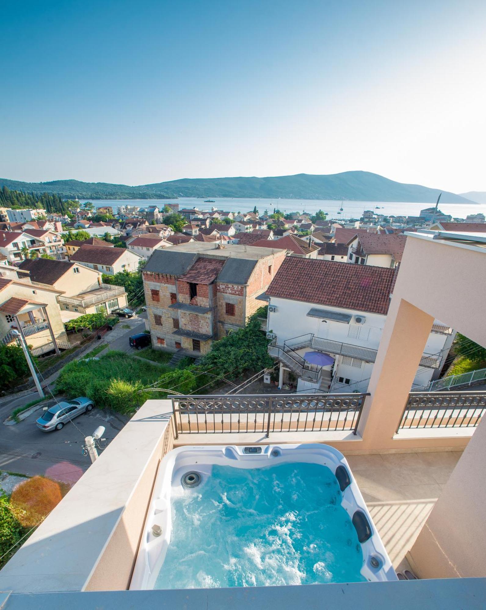 Luxury Apartments Ivanovic Tivat Exterior photo