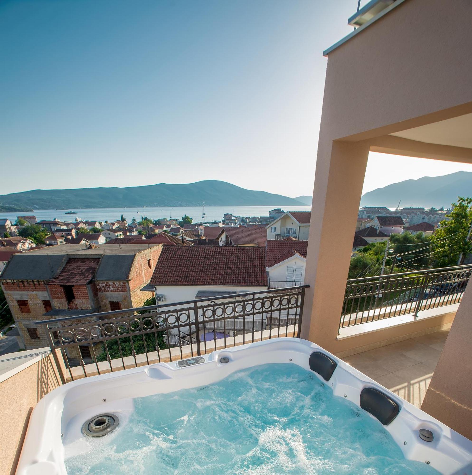 Luxury Apartments Ivanovic Tivat Exterior photo